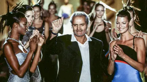 Getty Images Naomi Campbell, Stella Tennant, fashion designer Gianni Versace and Linda Evangelista walk the runway during the Atelier Versace Haute Couture Fall/Winter 1996-1997 fashion show as part of the Paris Haute Couture Fashion Week